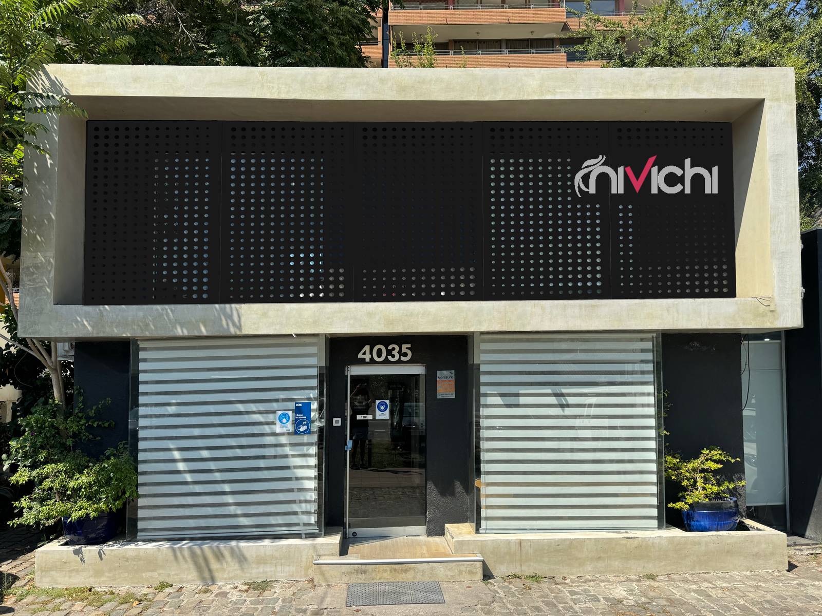 Fachada propuesta de la tienda